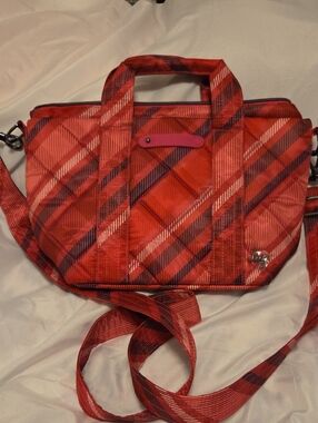 lug Berry Plaid Quilted Dory Bag
